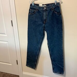 Vintage Levi’s Women’s 550 Relaxed Fit / Tapered Leg Jeans / Size 12 / Brand NWT